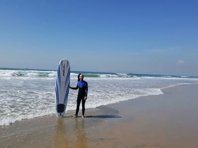 Was das Auslandssemester in Kalifornien um 120% Besser macht - ein Wellenritt im Pazifik Surfer in Kalifornien